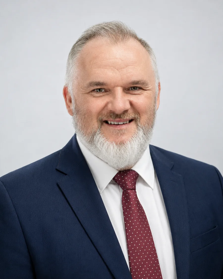 Łukasz Dąbrówka - portret formalny BetterFLOW